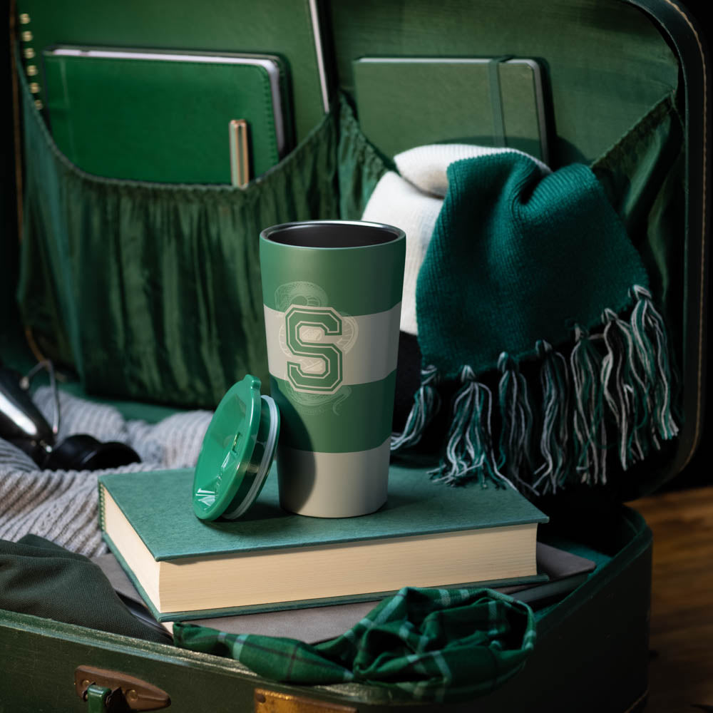 harry-potter-tumbler-a1 84ce9e4c9c5c--HarryPotter-Slytherin-4.jpg