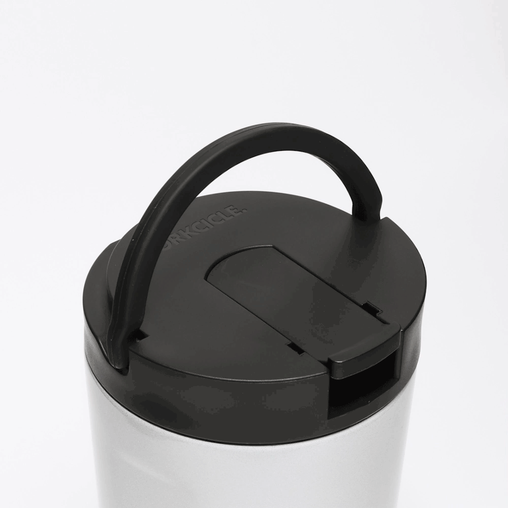 disney-kids-cup-o5 Kids_Cup_28_0906b7b6-4acf-4cb6-8c0d-d15f57c40b85.gif